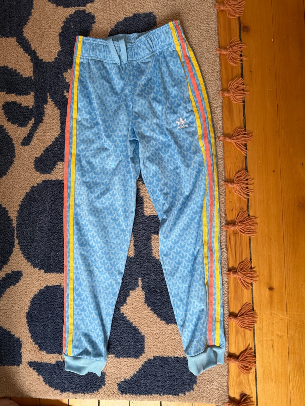 adidas kids Light Blue Joggers with Side Stripes medium NWOT